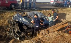 Şanlıurfa'da devrilen otomobildeki 2 kişi hayatını kaybetti