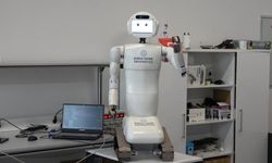 Türk üniversitelerinde bir ilk: Yapay zeka destekli insansı robot geliştirildi