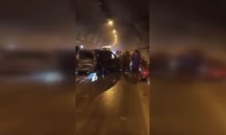 Antalya'da 8 araç birbirine girdi: Uzun araç kuyruğu oluştu