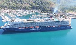 Marmaris'e "Mein Schiff 5" kruvaziyeri ile 2 bin 600 turist geldi
