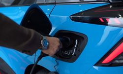 Elektrikli araç sahiplerinin yolda kalma korkusu bitiyor! Şarj sorununda yeni buluş...
