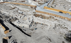 Konya'nın Selçuklu dönemi kale kapılarından birinin temeli ortaya çıkarıldı