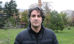 Hesabına milyonlar geldi! Ünlü akademisyen hesabına gelen parayı görünce şoke oldu