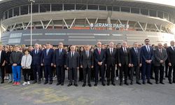 Galatasaray, Gazi Mustafa Kemal Atatürk'ü RAMS Park'ta düzenlenen törenle andı