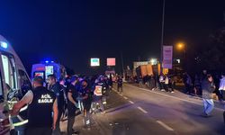 Gebze'de işçileri taşıyan servis devrildi: 1'i ağır 8 yaralı