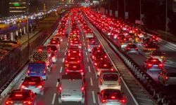 İstanbul'da akşam saatlerinde trafik yoğunluğu yüzde 76'ya çıktı