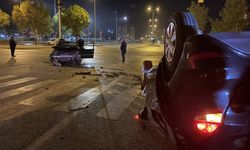 Kazaya karışan otomobil takla attı: 2 yaralı