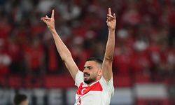 Merih Demiral’dan bozkurt işareti açıklaması: Bu işaret ülkemizin işareti, bizim işaretimiz