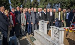 Trabzonspor'un kurucu başkanlarından Rıfat Dedeoğlu, mezarı başında anıldı