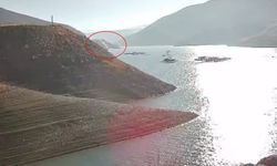 Van’da kontrolden çıkan otomobilin baraja düşme anı kamerada