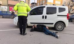 Günün en şansız insanı! Taburcu olduktan 5 dakika sonra araç çarptı