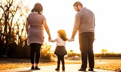 Hükümet düğmeye bastı! Doğum izni artıyor, ev kadınlarına emeklilik geliyor