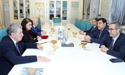 Azerbaycan ve Türkiye arasında Türkoloji İş Birliği güçleniyor