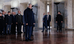 Bakan Fidan, büyükelçilerle Anıtkabir'i ziyaret etti