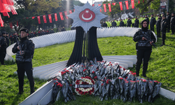 Beşiktaş'ta 2016 yılındaki terör saldırısında şehit olanlar anıldı