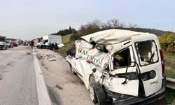 Bursa’da otobanda feci kaza! Tır hafif ticari araca ve kamyonete çarptı: Çok sayıda yaralı var
