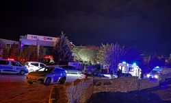 Elazığ'da fabrikada çıkan yangında 16 işçi dumandan etkilendi