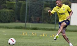 Fenerbahçe'de Rodrigo Becao kadro dışı bırakıldı