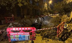 İstanbul'da yol çalışmasında göçük