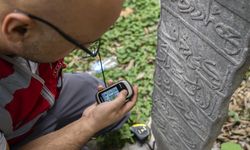 İstanbul'un tarihi mezar taşları kayıt altına alınıyor