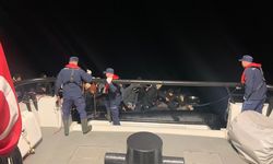 İzmir açıklarında 68 düzensiz göçmen kurtarıldı