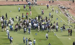 Taraftarlar çılgına döndü! Messi'yi görmek için stadı bastı