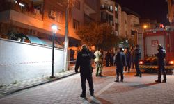 Manisa'da 2 apartman çökme alarmı! Binalar tahliye edildi