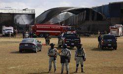 Meksika'da küçük uçak düştü: 7 ölü