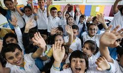 Ara tatil kaldırılsın mı anketi! Öğretmenler "hayır" dedi