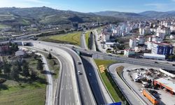 40 dakikalık mesafe 10 dakikaya düşüyor! 6 şeritli yeni yol ile 645 milyon lira tasarruf sağlanacak...