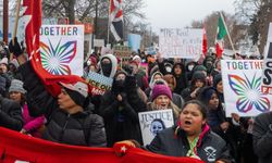 ABD'de binlerce kişi ICE'i protesto etmek için sokaklarda