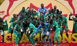 Afrika Kupası’nda görülmemiş olay: Senegal sahadan çekildi, sonra dönüp şampiyon oldu