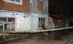 Antalya'da gecekondu yangını: 1 ölü, 1 yaralı