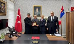 Bursalı çiftçi 70 milyon TL'lik mal varlığını jandarmaya bağışladı