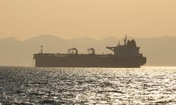 Çanakkale Boğazı transit gemi geçişlerine kapatıldı