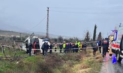 Denizli'de memurları taşıyan servis üzüm bağına uçtu! Çok sayıda yaralı var