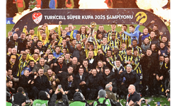 Fenerbahçe, kupayı kaldırdı