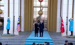 Cumhurbaşkanı Erdoğan, Malezya Başbakanı İbrahim’i resmi törenle karşıladı