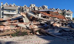 Marmaris'te facianın eşiğinden dönüldü! Güçlendirme çalışması yapılan otel çöktü