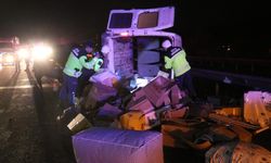 Sakarya'da otomobil ile minibüs çarpıştı: 1 ölü