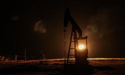 İran: Hasar gören Lavan Petrol Rafinerisi 2 ayda eski kapasitesinin yüzde 80'ine ulaşacak