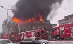 Tuzla’da korkutan yangın! Fabrikadan yükselen siyah dumanlar gökyüzünü kapladı