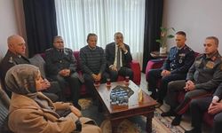 Azerbaycan’dan Şehit Pilot Kandemir’in ailesine taziye ziyareti
