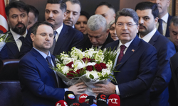 Akın Gürlek, Yılmaz Tunç’tan bakanlık görevini devraldı