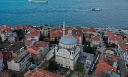 Osmanlı'nın barok üslubu ve geleneksel mimarinin buluştuğu Ayazma Camisi