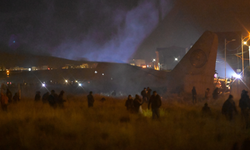 Bolivya'da para taşıyan askeri uçak düştü