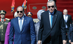 Cumhurbaşkanı Erdoğan Mısır'a geldi