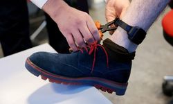 Akran zorbalığı davasında emsal karar! Okul saatleri dışında e-kelepçe takacak