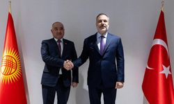 Bakan Fidan, Kırgızistan Meclis Başkanı Uulu ile görüştü