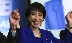 Japonya’nın ilk kadın başbakanı, ülkedeki en büyük seçim zaferini kazandı